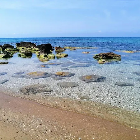 Oasi Sul Mare - A 120m Dalla *