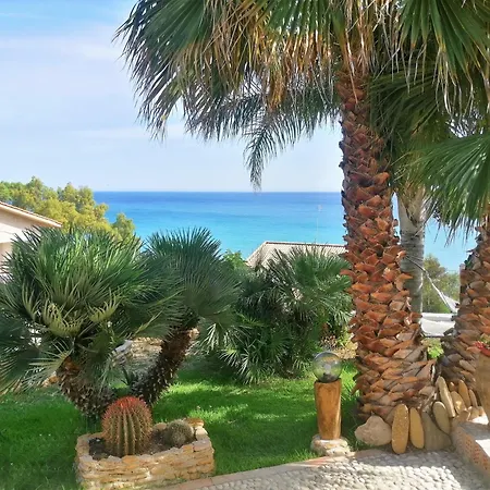 Oasi Sul Mare - A 120m Dalla